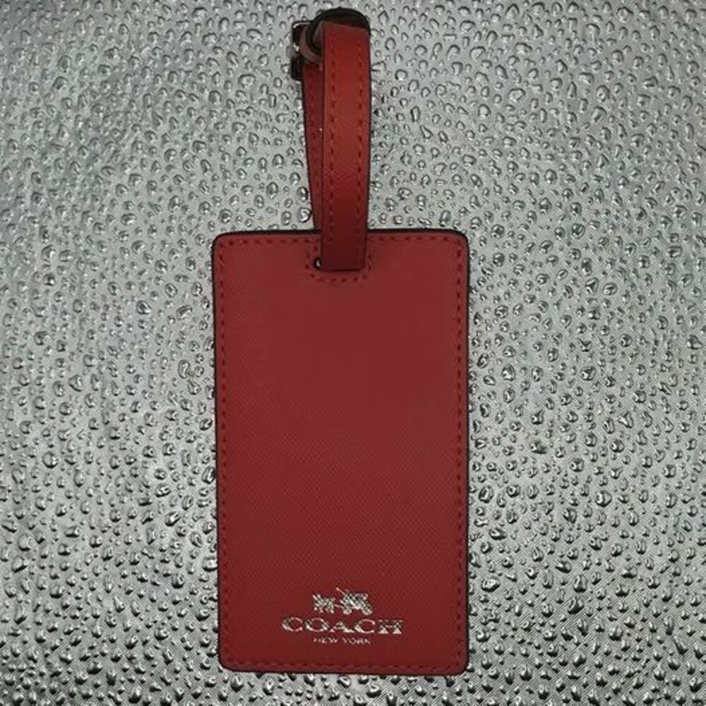 Coach travel tag
